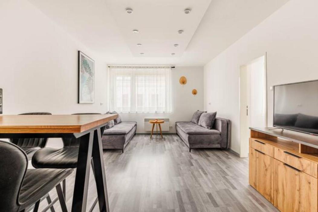 Cozy Renovated Apartment Close To Schoenbrunn Palace 维也纳 外观 照片